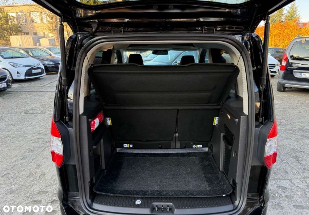 Ford Tourneo Courier - 6