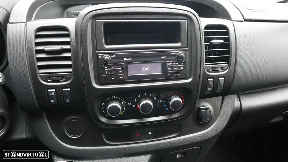 Renault Trafic 2.0 DCI L2H2 145cv - 11