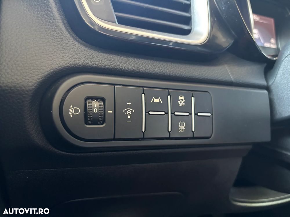 Kia Ceed - 20
