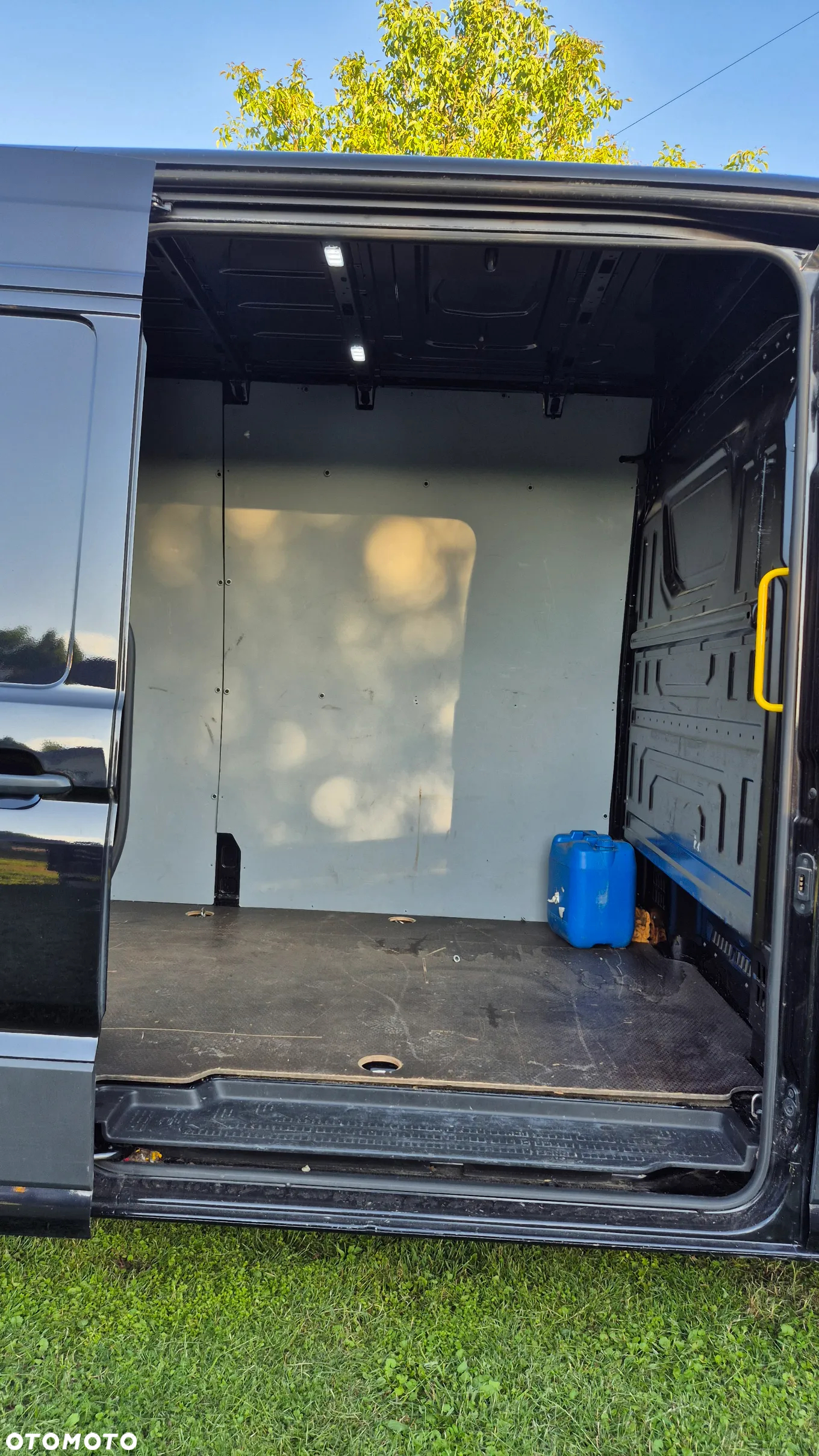Volkswagen Crafter - 22