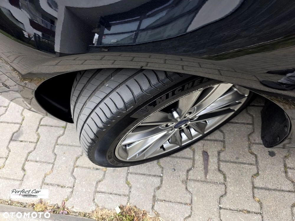 Ford Mondeo 2.0 Hybrid Vignale Plus - 31