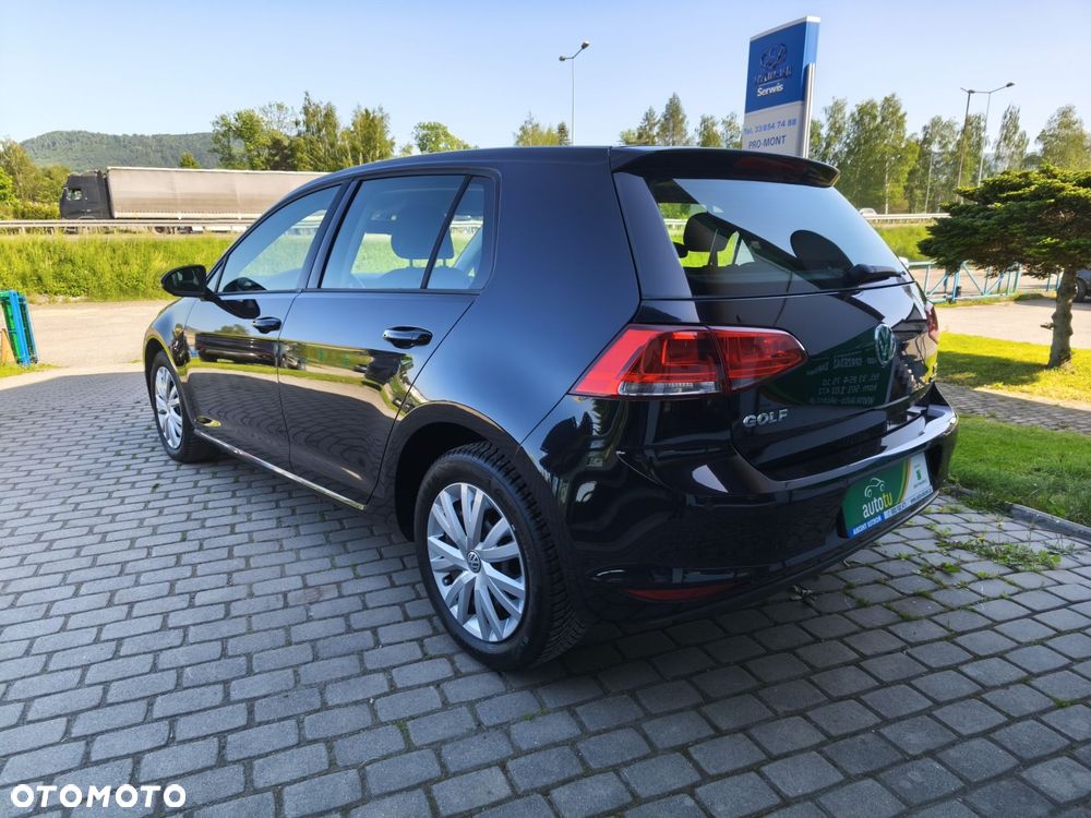 Volkswagen Golf - 4