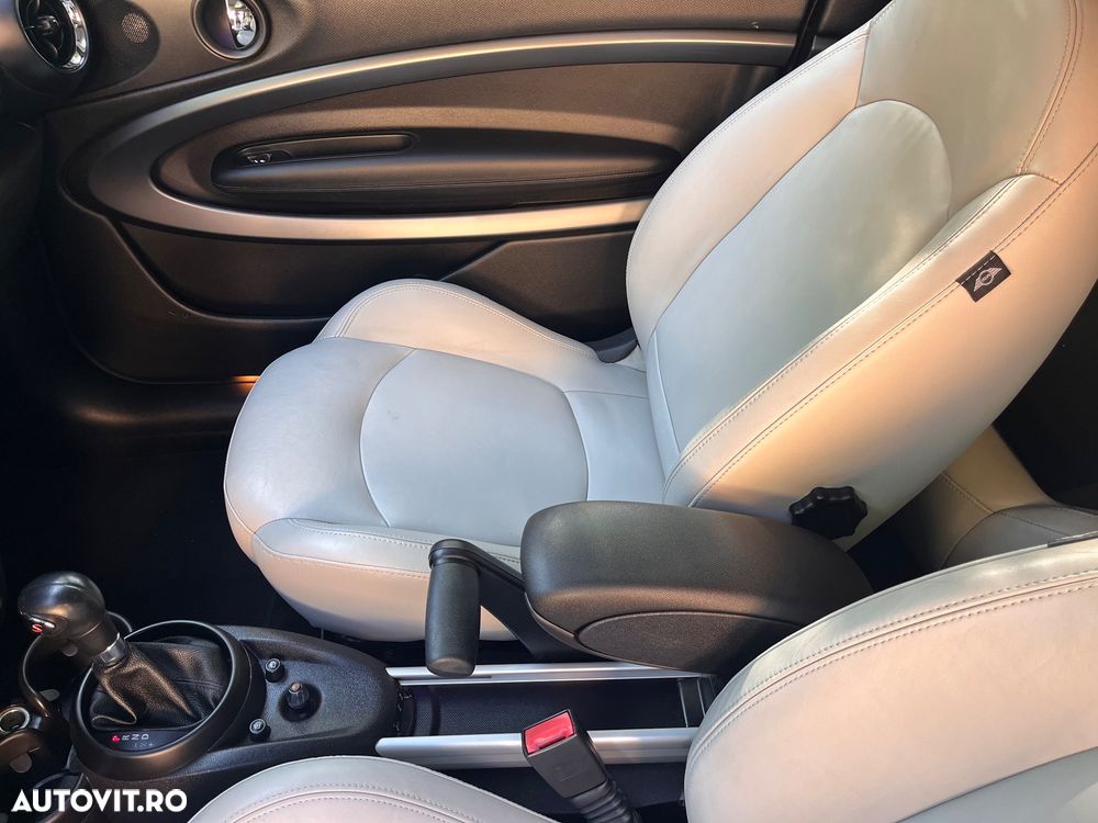 Mini Paceman - 24