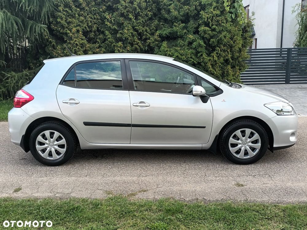 Toyota Auris 1.33 VVT-i Life Comfort - 9