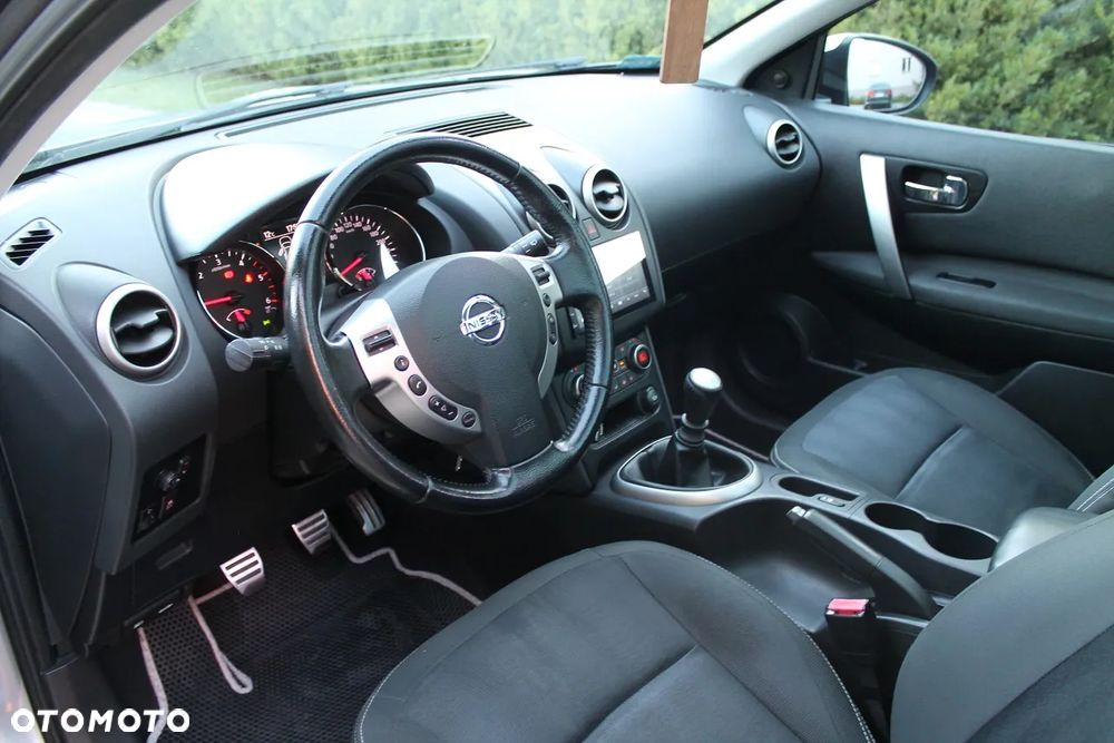 Nissan Qashqai 2.0 dCi Tekna - 5