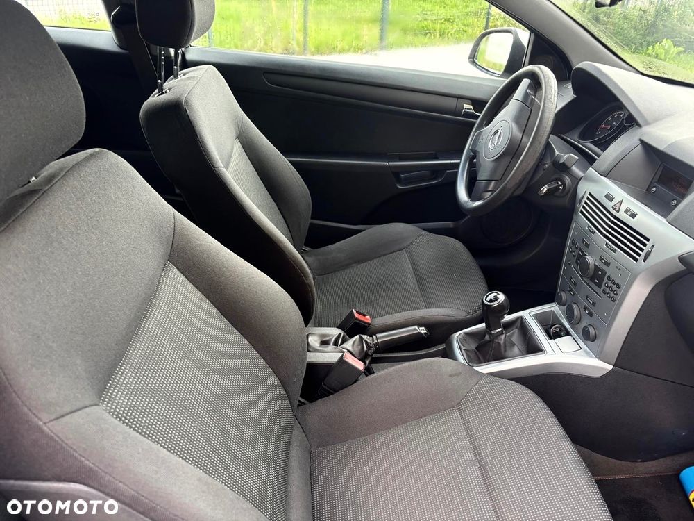 Opel Astra GTC 1.4 - 10