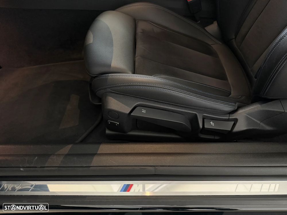 BMW M240i xDrive Auto - 21