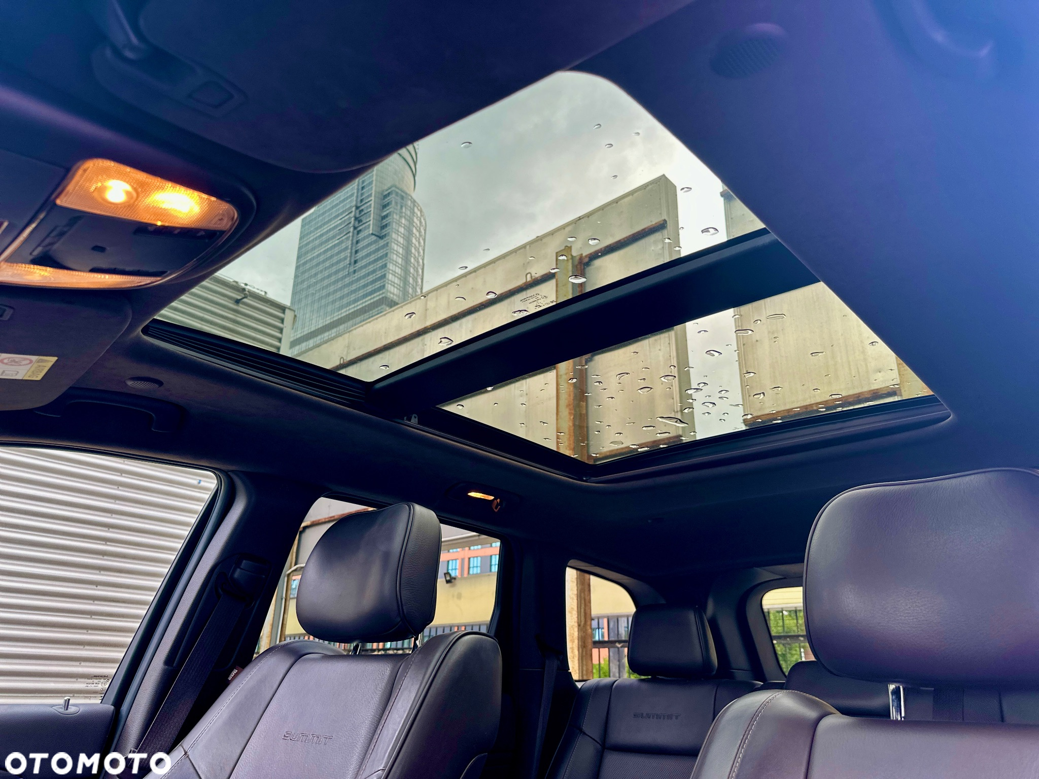 Jeep Grand Cherokee 3.6 V6 Overland Summit - 34