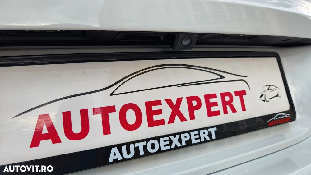 Volkswagen Tiguan 2.0 TDI DPF 4Motion BlueMotion Technology DSG Sport & Style - 35
