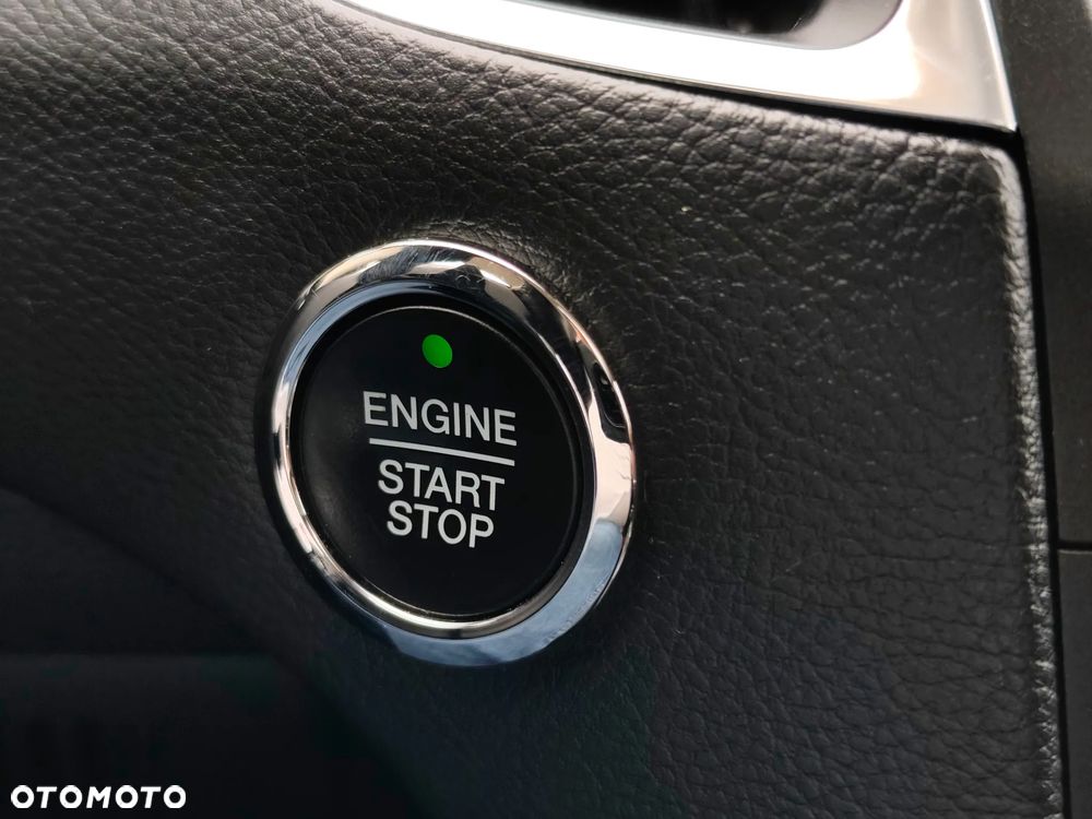 Ford S-Max 2.0 TDCi Titanium PowerShift - 32