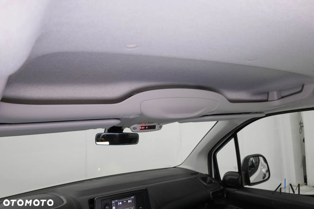 Toyota Proace City Verso 1.5 D-4D Combi - 23