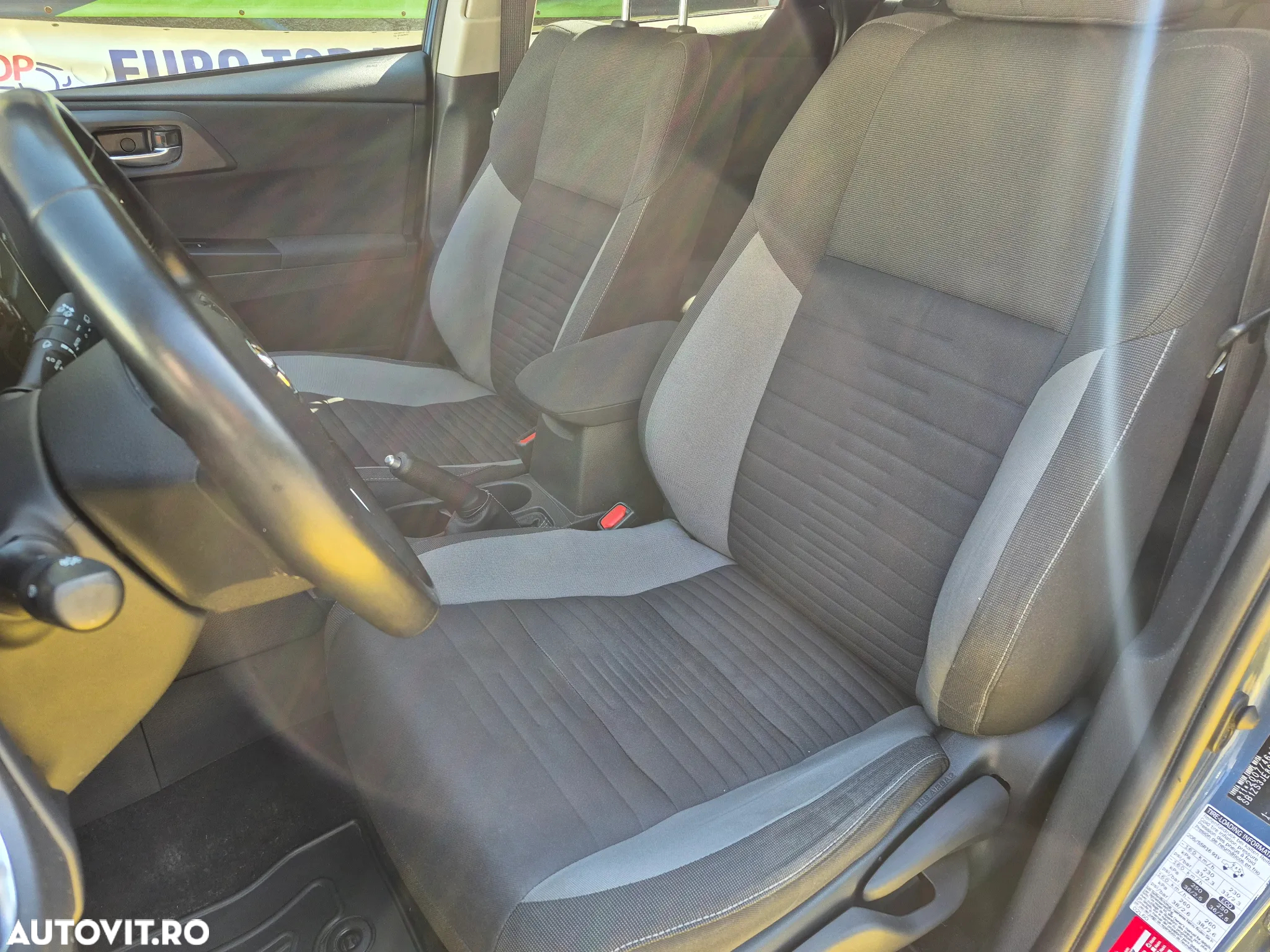 Toyota Auris - 10