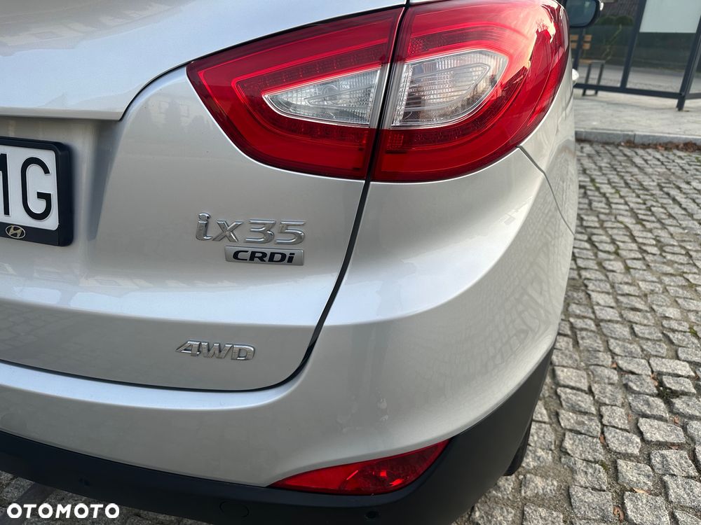 Hyundai ix35 2.0 CRDi 4WD Automatik Fifa World Cup Gold Edition - 15