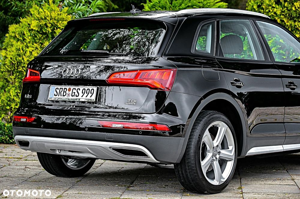 Audi Q5 35 TDI quattro S tronic design - 7