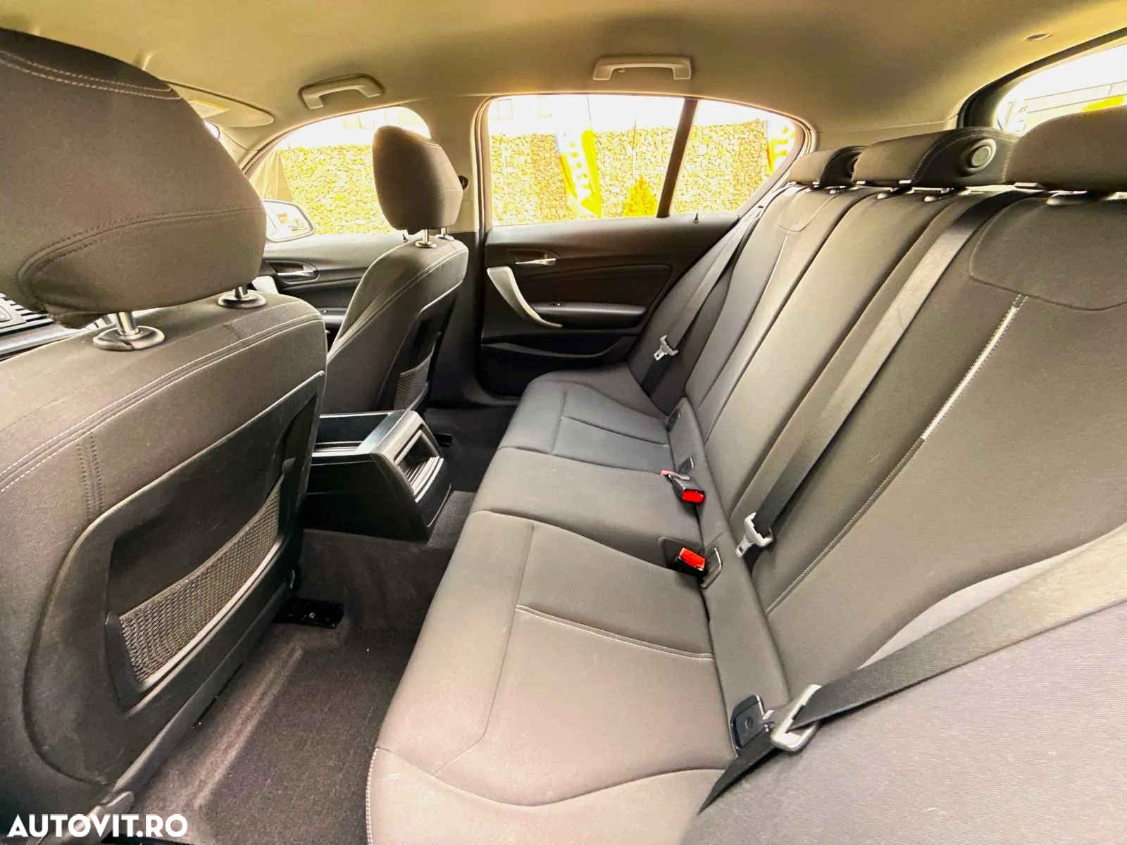 BMW Seria 1 116i - 21