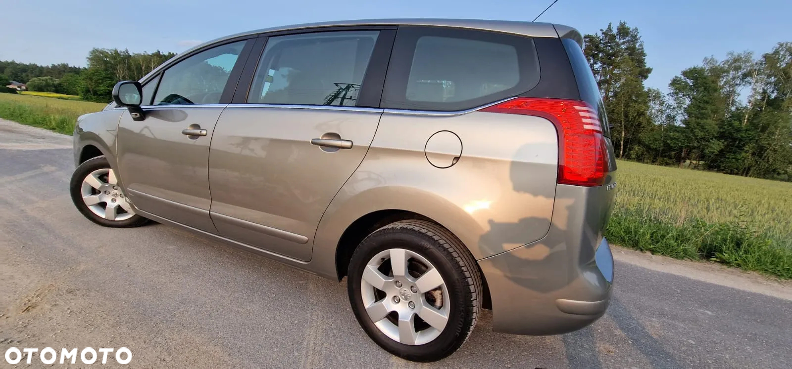 Peugeot 5008 - 9