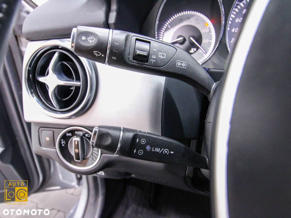 Mercedes-Benz GLK 220 CDI (BlueEFFICIENCY) - 24