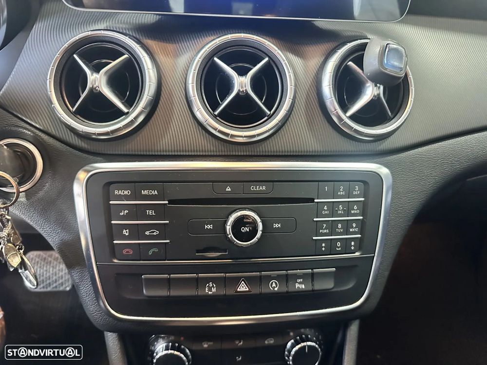 Mercedes-Benz CLA 200 d Shooting Brake Aut. - 29