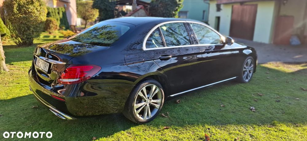 Mercedes-Benz Klasa E 220 d 9G-TRONIC - 10