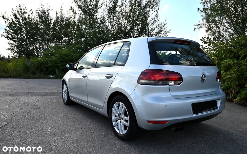Volkswagen Golf - 14