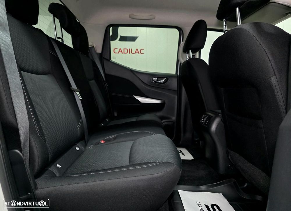 Nissan Navara 2.3 DCI 4WD N-CONNECTA NACIONAL 5 LUGARES - 41
