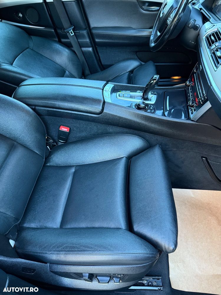 BMW Seria 5 530d Gran Turismo - 27