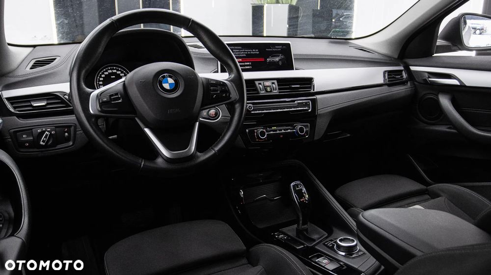 BMW X2 sDrive18i GPF Business Edition - 13