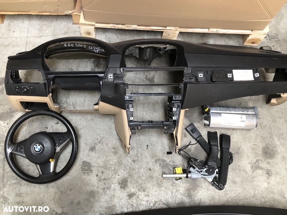 Airbaguri si plansa bord BMW seria 5 E60,E61 - 1