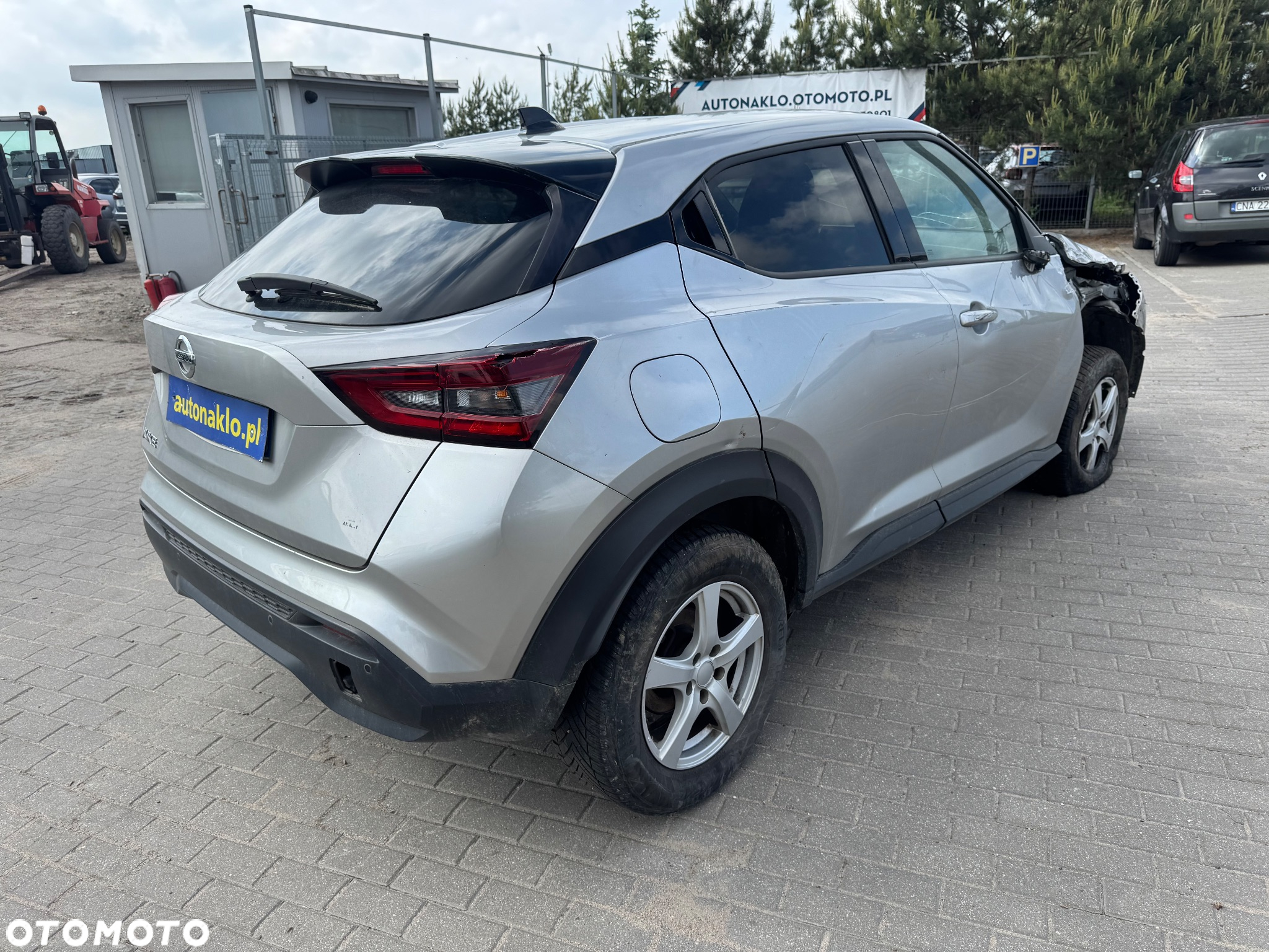 Nissan Juke 1.0 DIG-T Tekna - 3
