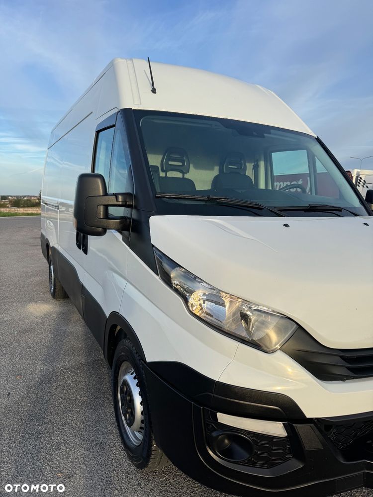 Iveco Daily 35S14 - 14