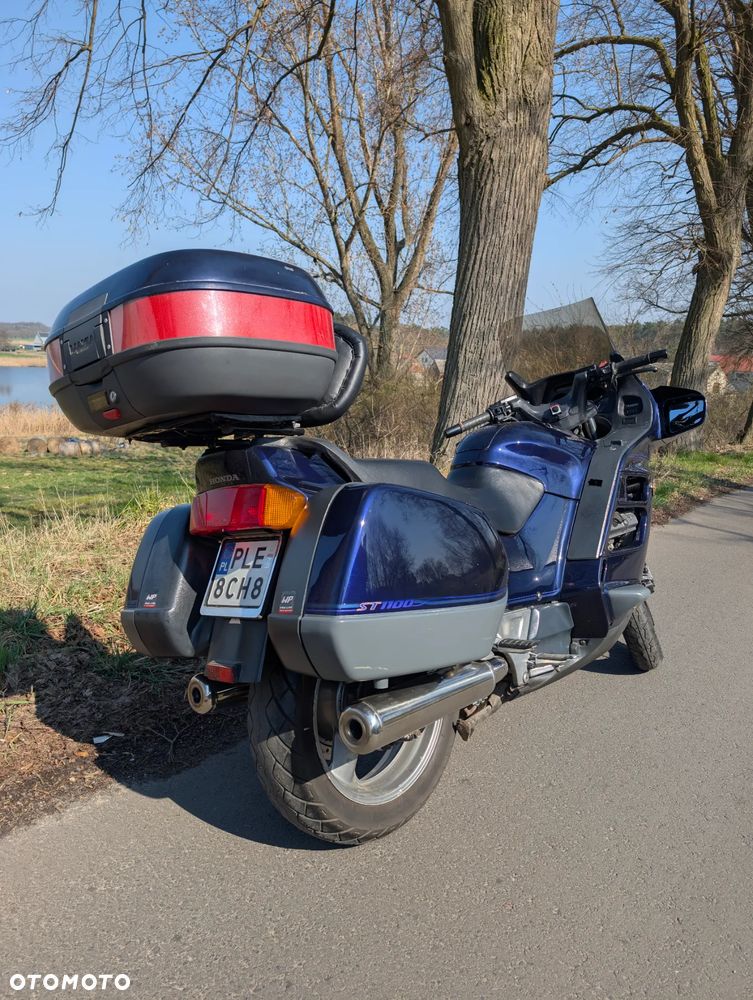 Honda ST - 8
