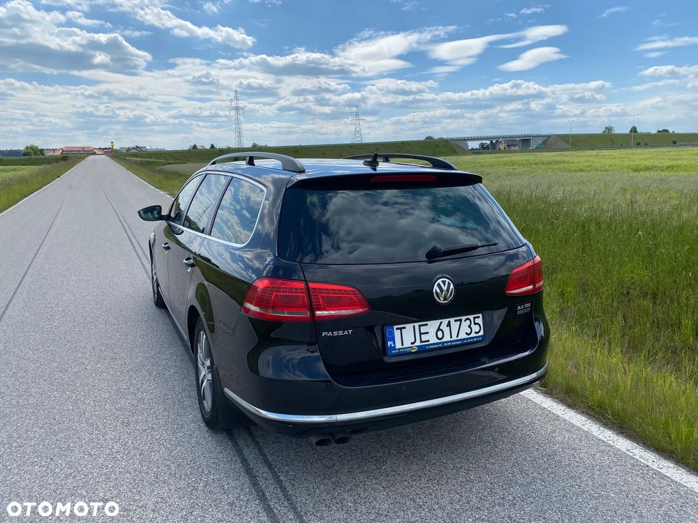 Volkswagen Passat 2.0 TDI Comfortline - 5