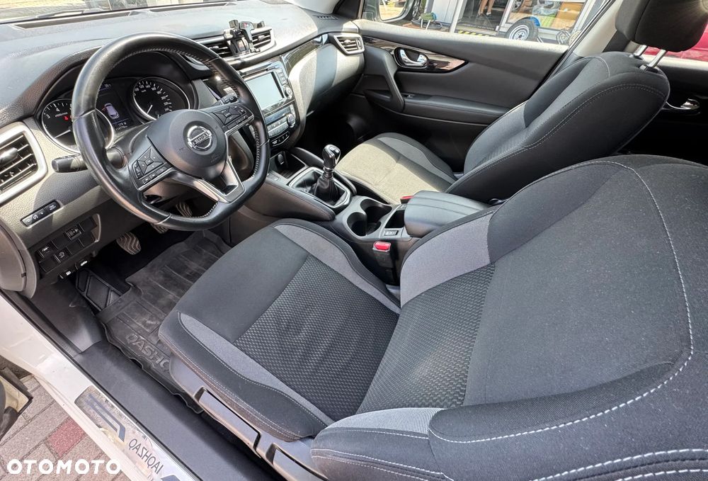 Nissan Qashqai - 13
