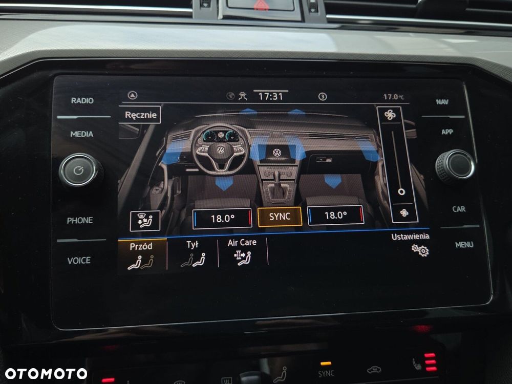 Volkswagen Passat Variant 2.0 TDI EVO Essence DSG - 23