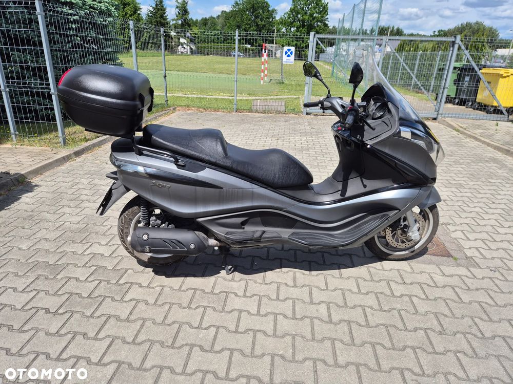 Piaggio X10 - 7