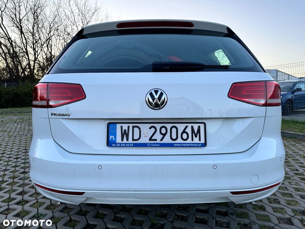 Volkswagen Passat 2.0 TDI SCR Comfortline - 6