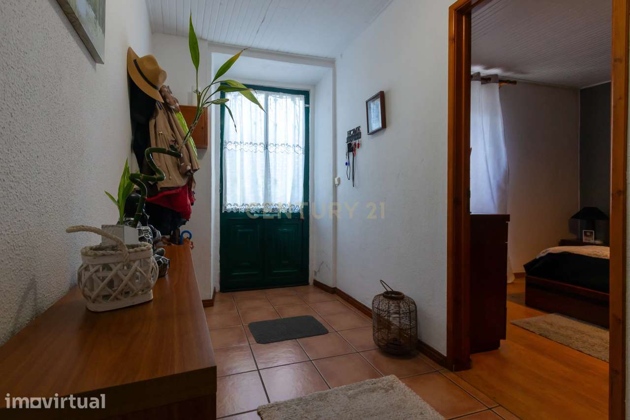 Oportunidade! Moradia T1+1 perto das Praias, Piscinas e Centro Históri - Grande imagem: 4/26