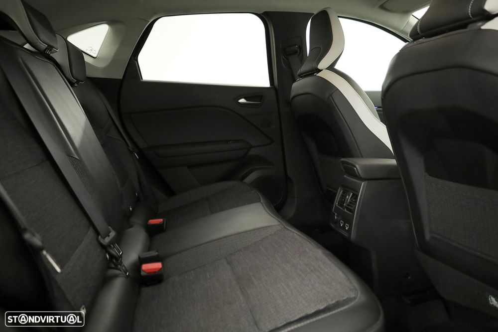 Renault Captur 1.0 TCe Techno Bi-Fuel - 23