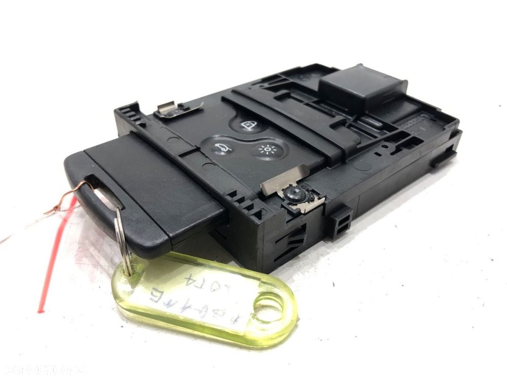 STACYJKA CZYTNIK KART  RENAULT MEGANE III liftback (BZ0/1_, B3_) 2008 - 2022 1.6 16V (BZ1B, BZ1H) 81 - 1