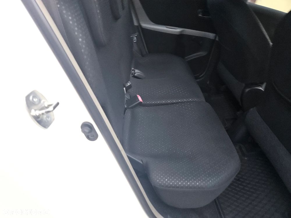 Toyota Yaris 1.33 VVT-i Life - 15