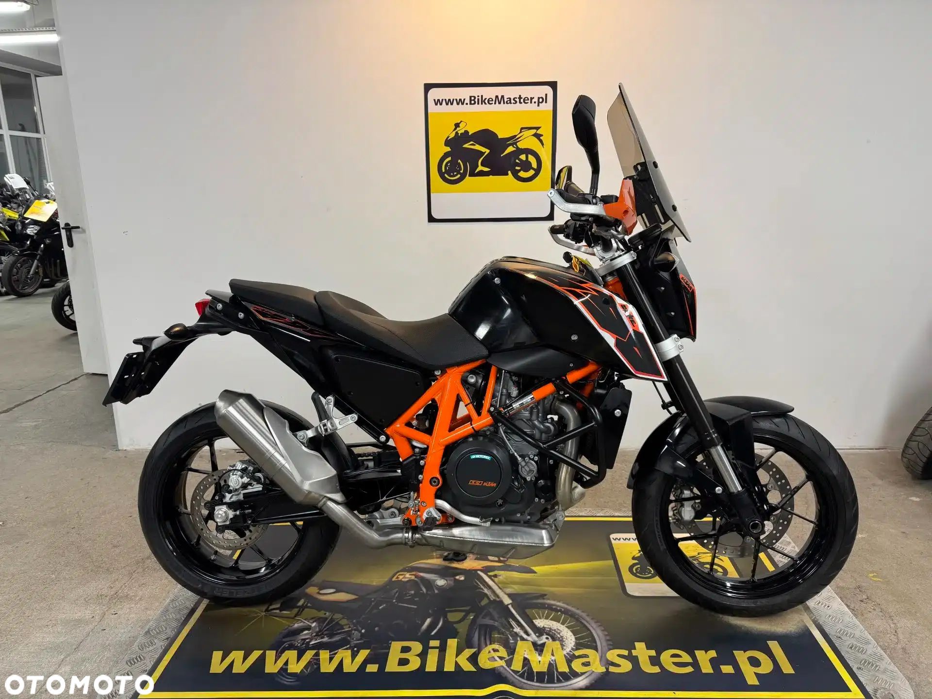 KTM Duke