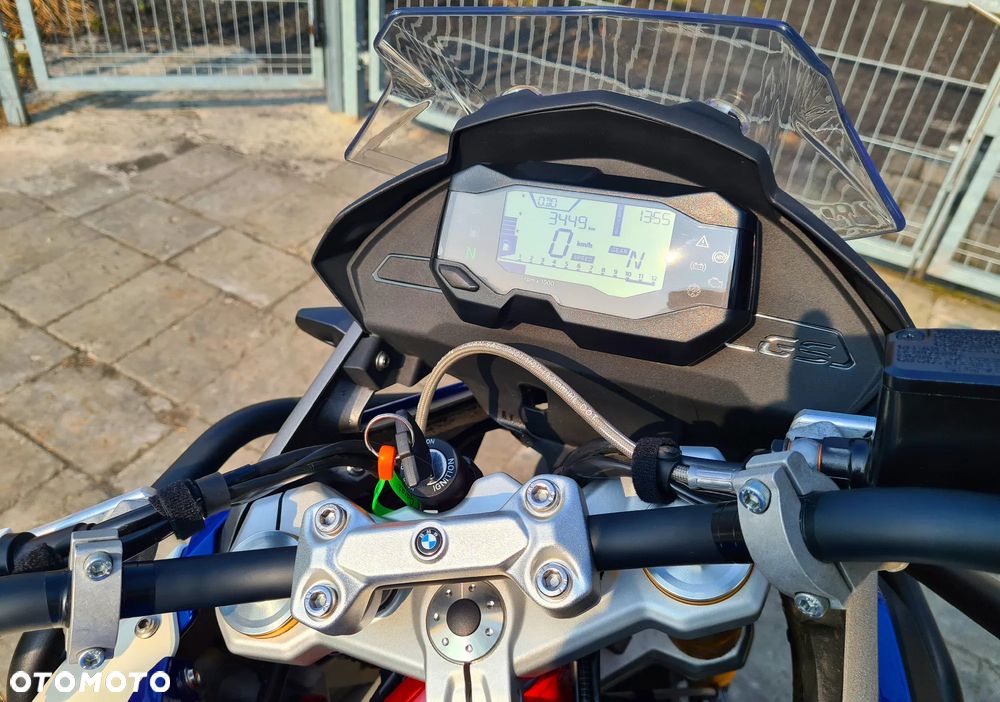 BMW G - 10