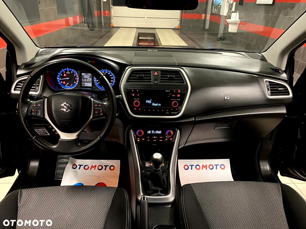 Suzuki SX4 S-Cross 1.6 Comfort - 14