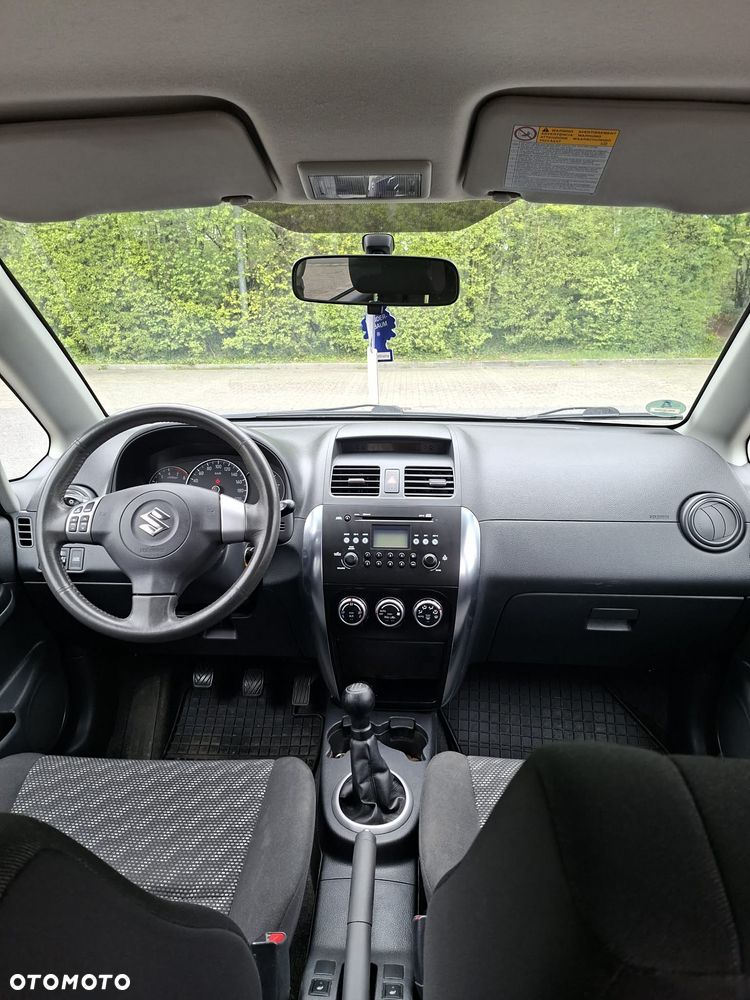Suzuki SX4 - 13