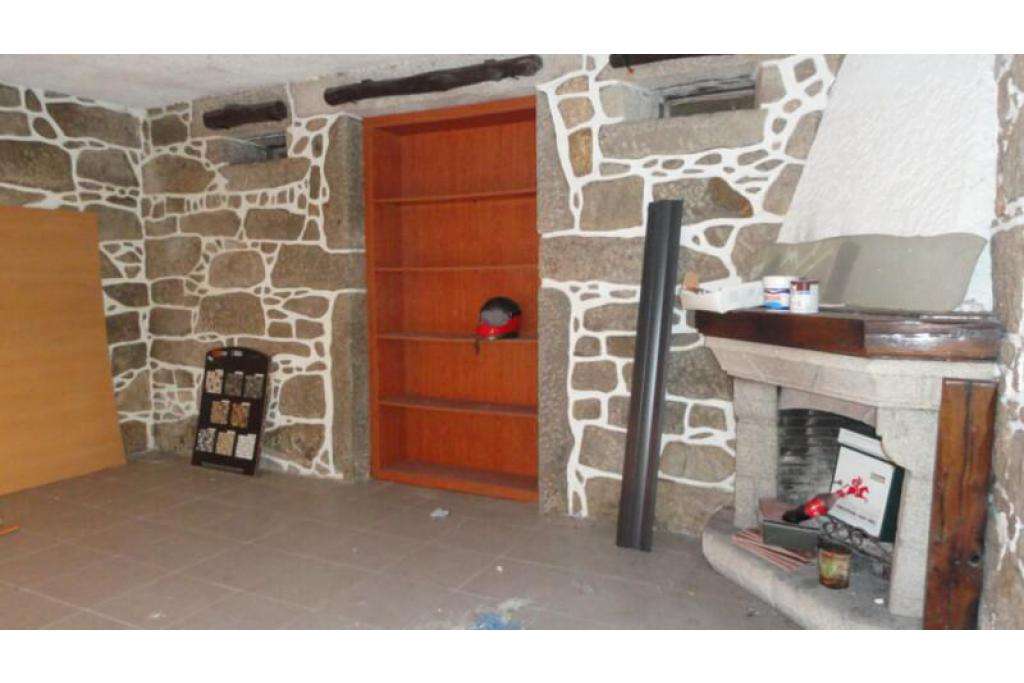 Andar/Moradia T2 - C/Garagem - V. N. Anha - Grande imagem: 2/8