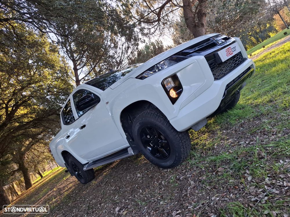 Mitsubishi L200 2.3 DI-D CD Invite 4WD