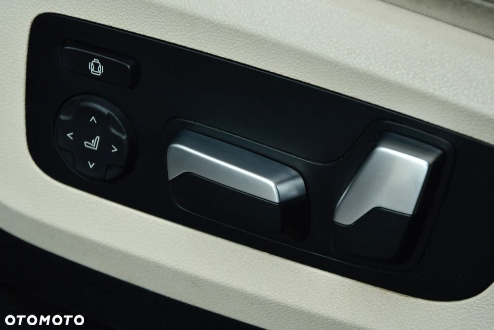 BMW X5 xDrive25d - 14