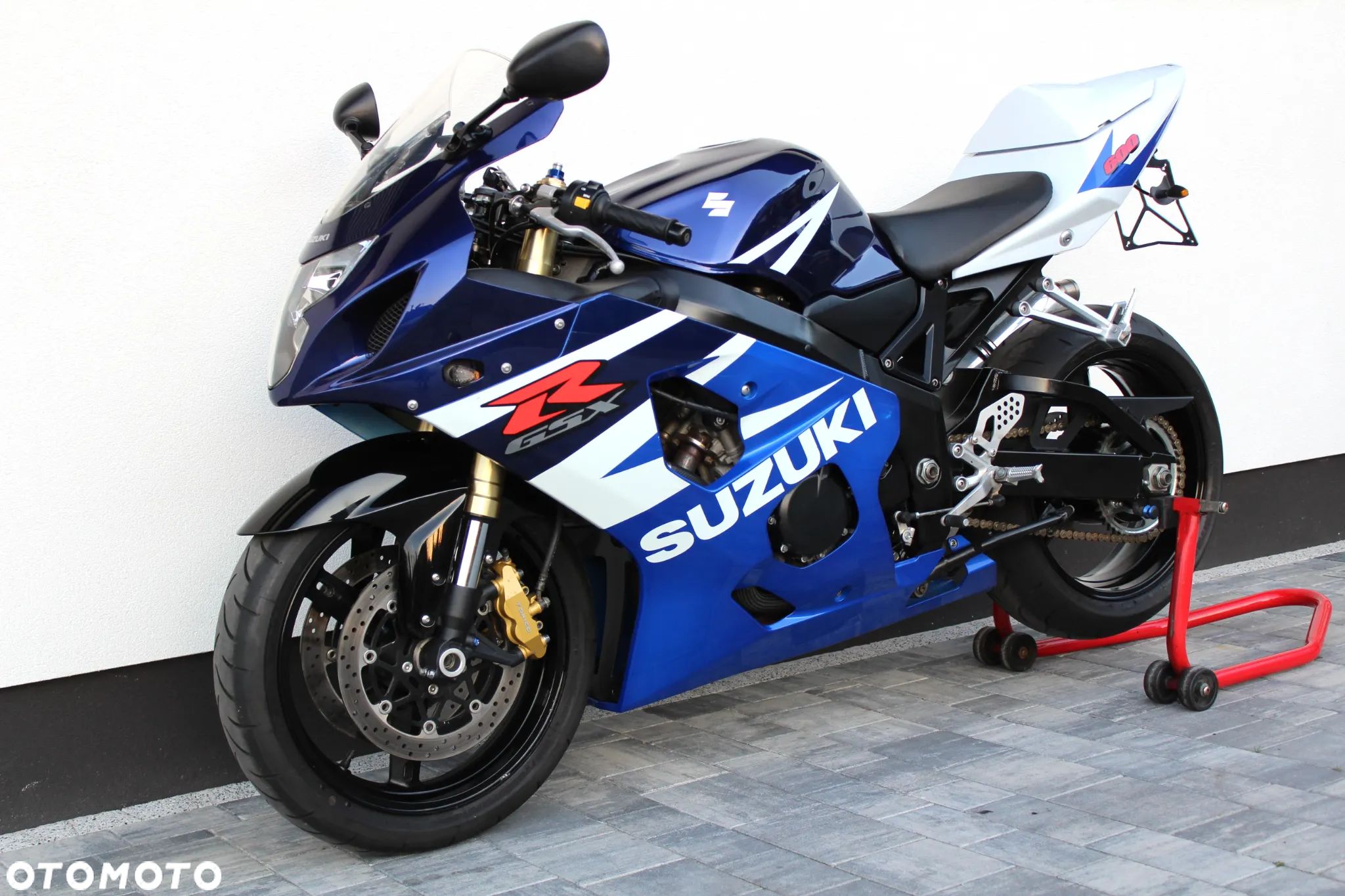 Suzuki GSX-R - 1