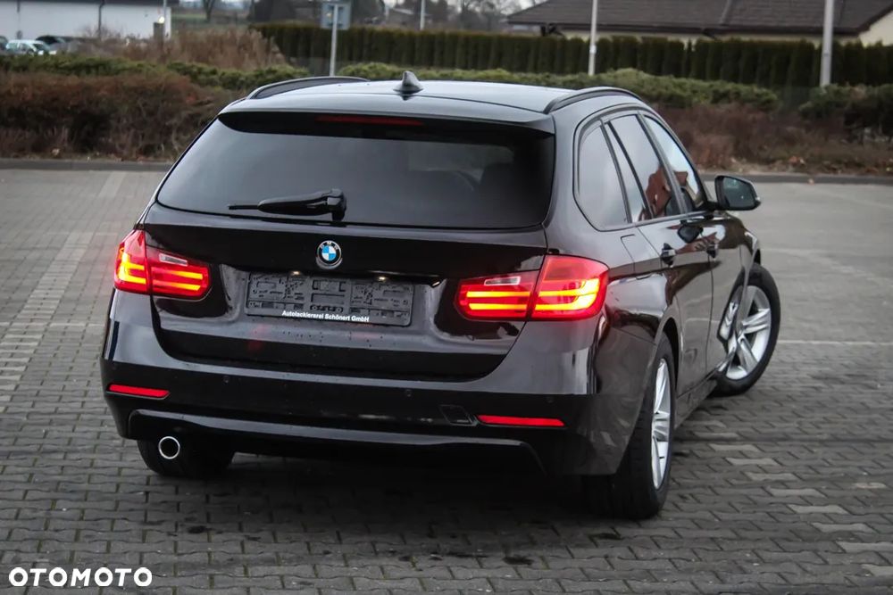 BMW Seria 3 320d Sport-Aut - 8