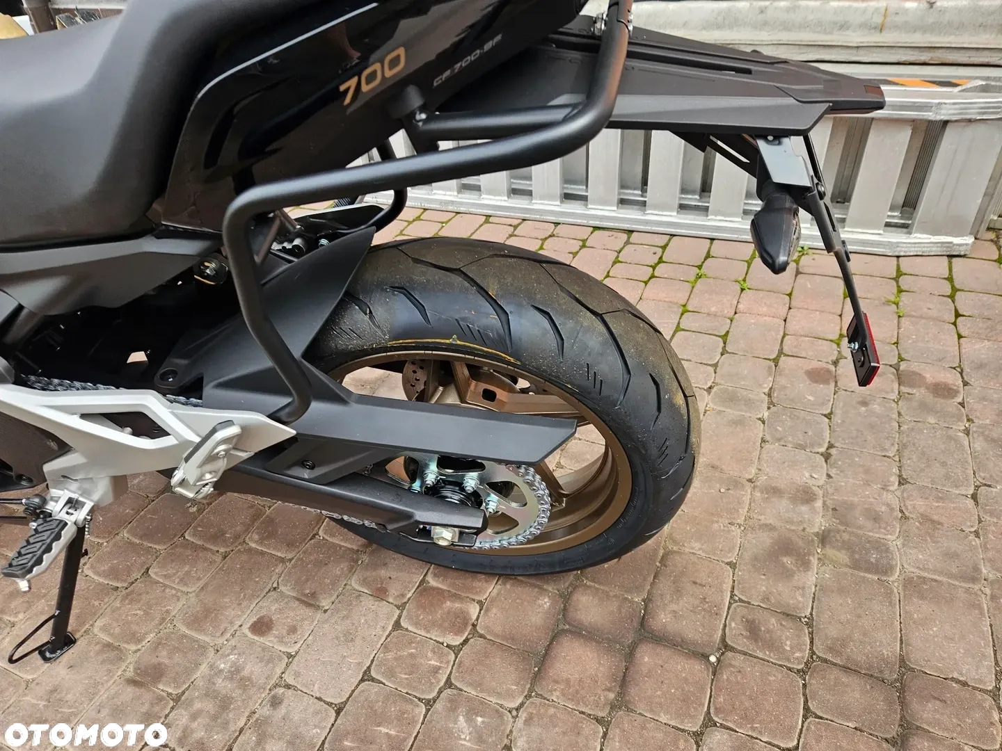 CFMoto MT - 24
